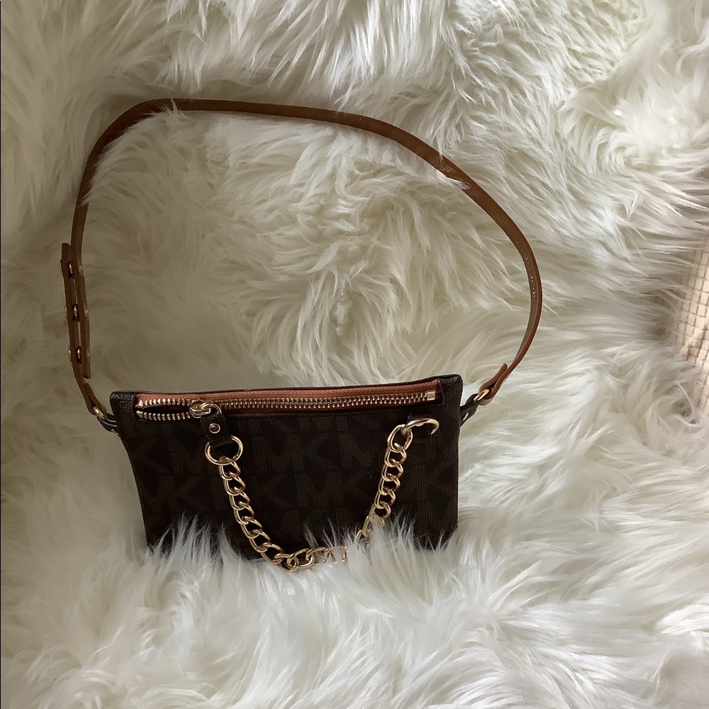 Michael Kors bag waist small